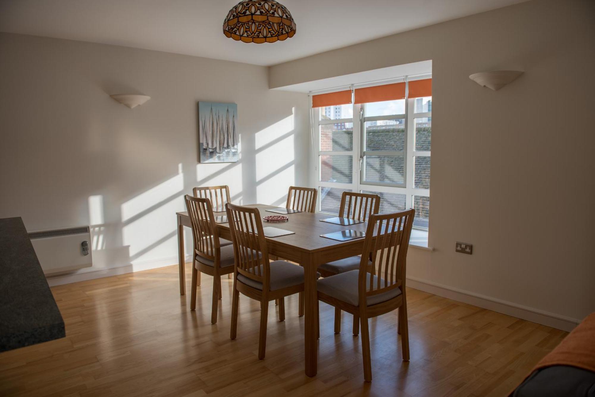 Toothbrush Apartments - Central Ipswich St Peters St מראה חיצוני תמונה